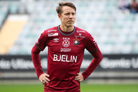Örgrytes Viktor Lundberg innan fotbollsmatchen i Superettan mellan Örgryte och Skövde AIK den 29 oktober 2022 i Göteborg. 