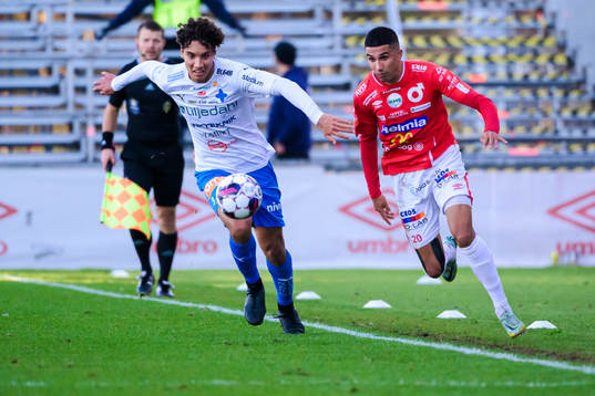 Värnamos Robin Tihi och Degerfors Elyas Bouzaiene