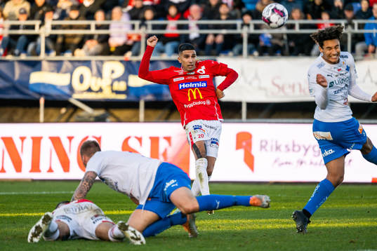 Degerfors Elyas Bouzaiene och Värnamos Robin Tihi