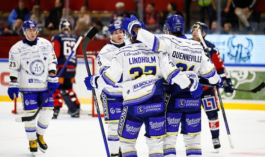 Leksands spelare jublar