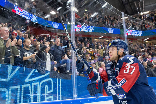 Linköpings Jesper Pettersson jublar