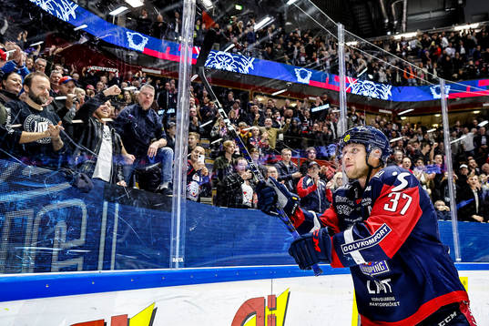 Linköpings Jesper Pettersson jublar