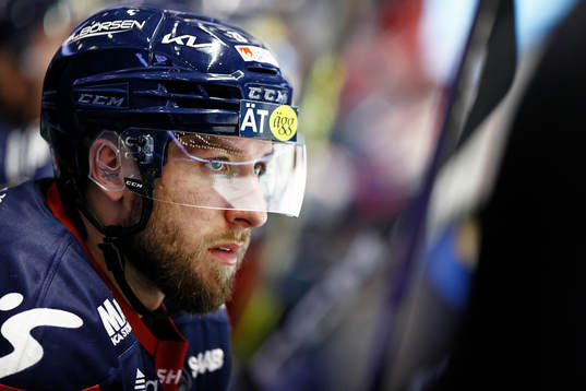 Linköpings li23<under ishockeymatchen i SHL mellan