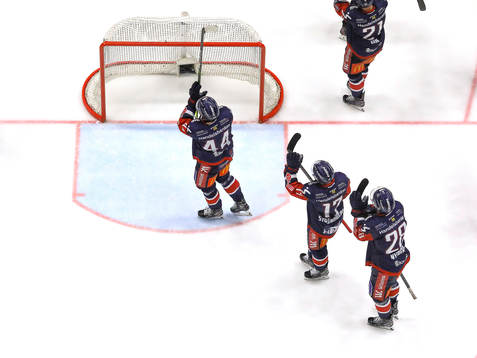 Linköpings spelare jublar