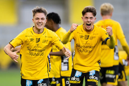 Elfsborgs Theo Eliasson och Malte Wester  jublar
