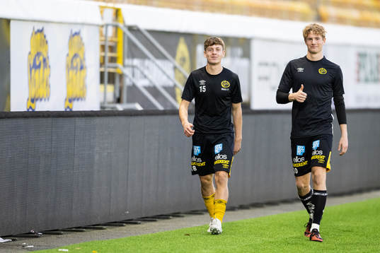 Elfsborgs Arvid Wiklund och målvakt Hannes Bäck