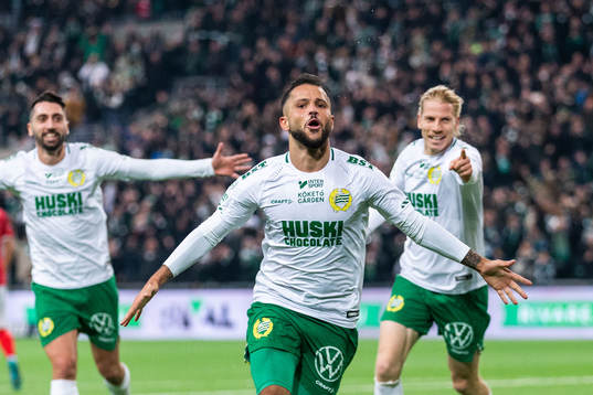 under fotbollsmatchen i Allsvenskan mellan Hammarby och Kalmar den 30 oktober 2022 i Stockholm. 