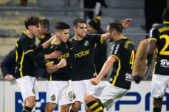 AIKs Nicolas Stefanelli jublar