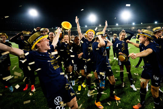 FC Rosengårds Olivia Schough, Mimmi Larsson, Fiona Brown