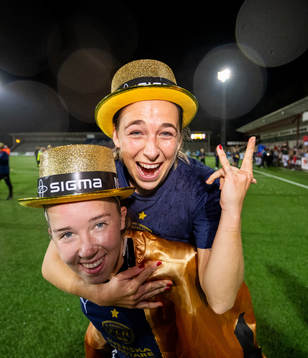 FC Rosengårds Gina Chmielinski och Athinna Persson