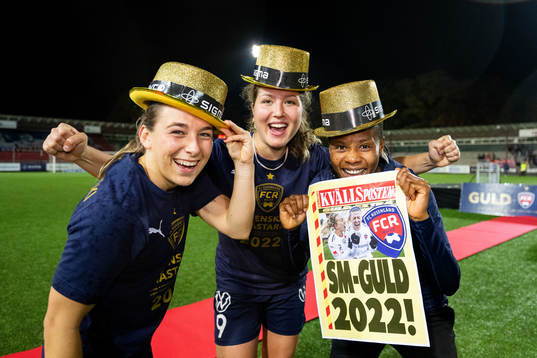 FC Rosengårds Gina Chmielinski, Loreta Kullashi och