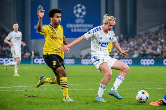 Bla gjennom flere bilder av Football, UEFA Champions League, FC Copenhagen - Dortmund