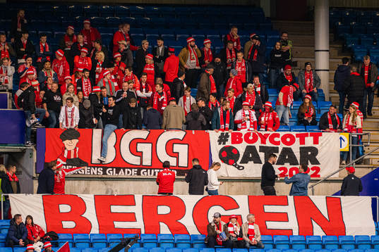 Spectators in the stands ahead of the women’s cup final match between Brann and Stabæk on November 5, 2022 in Oslo.