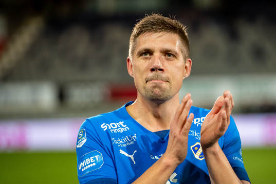 Halmstads Mikael Boman jublar