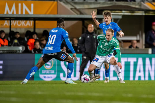 Brages Anton Lundin och Halmstads Kazper Karlsson