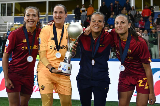Swedish players Elin Landström, Emma Lind, Stephanie Öhrström and Beata Kollmats of Roma celebrate after the Super cup match between Juventus and Roma on November 5, 2022 in Parma. 
