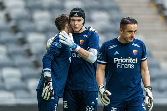 Djurgårdens målvakt Andre Picornell och målvakt Jacob Widell Zetterström
