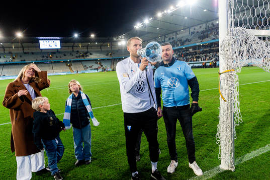 Malmö FFs Ola Toivonen avtackas