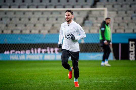 Malmö FFs Erdal Rakip värmer upp i halvtid