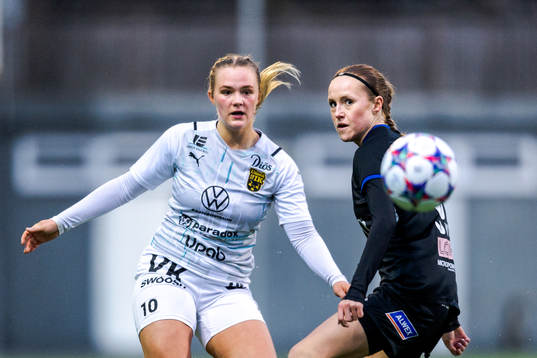 Umeås Alma Davis och Växjös Ella Nilsson