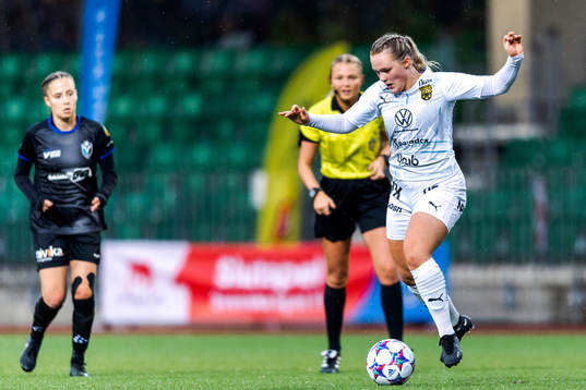 Växjös Tekla Höckert och Umeås Alma Davis