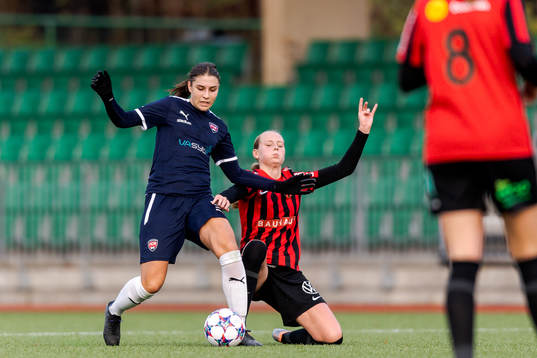 FC Rosengårds Vera Ivarsson och Brommapojkarnas Line Wessman