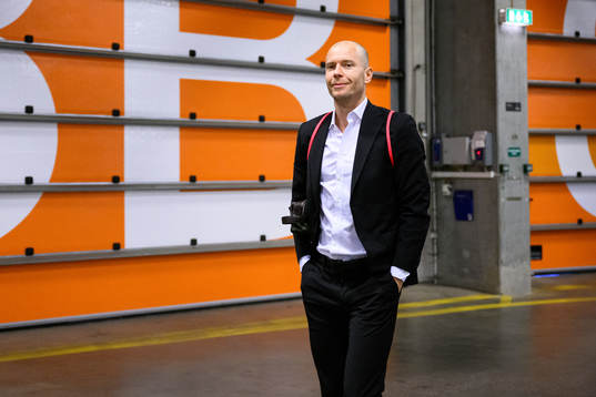 AIKs Per Karlsson anländer till Friends Arena