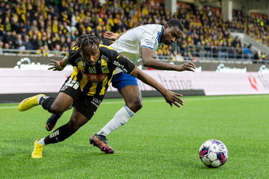 Häckens Ibrahim Sadiq och IFK Norrköpings Godswill Ekpolo Egbulu