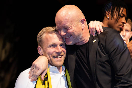 Häckens målvakt Peter Abrahamsson och tränare Per-Mathias Høgmo