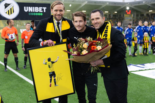 Häckens klubbchef Marcus Jodin och sportchef Martin