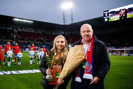 Tilda Jonhag, Årets HIFare dam och ordförande Kjell Jakobsson