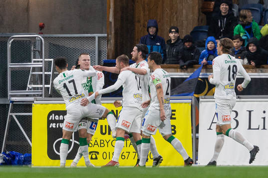 Varbergs Anton Liljenbäck jublar