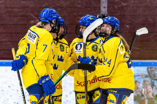 Sveriges Maja Ålenius, Stella Lindell, Mira Hallin och