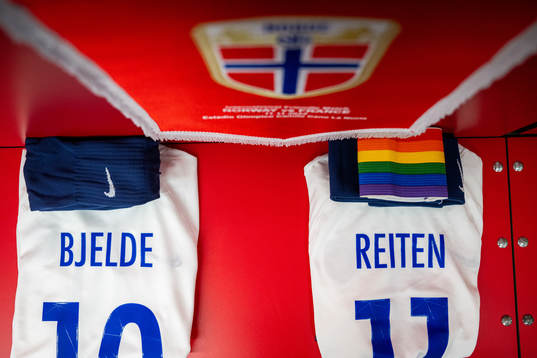 The kits of Thea Bjelde and Guro Reiten of Norway in the