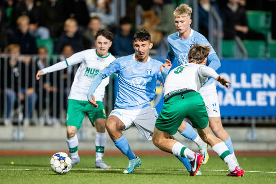 s Alexandru Ghita och Hammarbys Oliver Reuterswärd Corlin