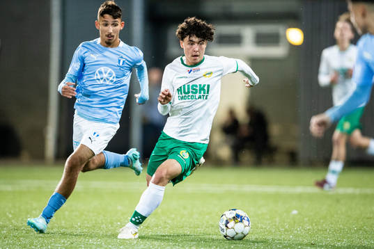 s Alexandru Ghita och Hammarbys Shokhrukh Abdukhalilov