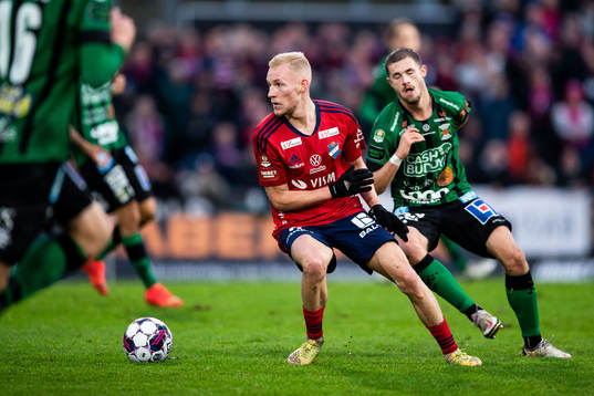 Östers Adam Bergmark Wiberg och Varbergs Oliver Alfonsi