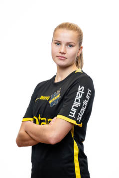 Sara Frigren poserar för porträtt i samband med att hon presenterats som nyförvärv
