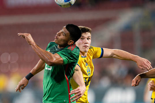 Jesus Gallardo of Mexico and Viktor Gyökeres of Sweden