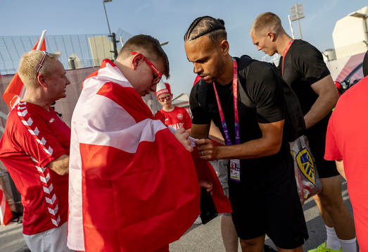 [DK=20221118: Herrelandsholdet træner i Doha, Qatar -