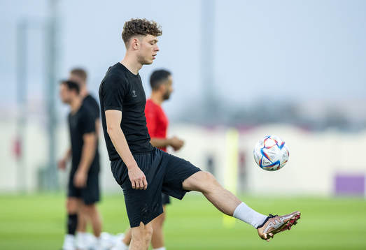 [DK=20221118: Herrelandsholdet træner i Doha, Qatar -