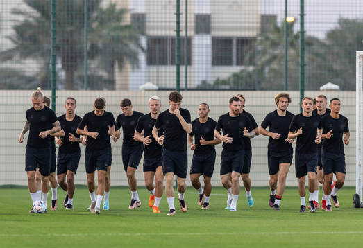 [DK=20221118: Herrelandsholdet træner i Doha,