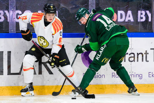 Brynäs Tom Hedberg och Färjestads Victor Ejdsell