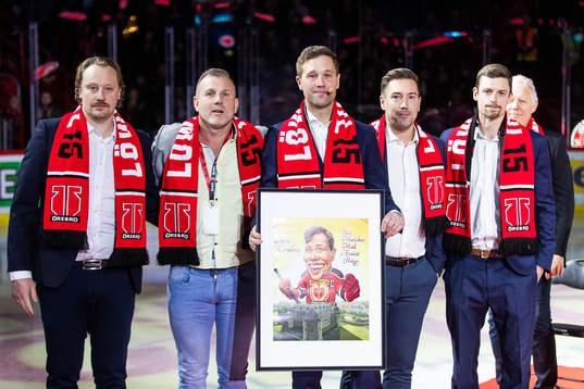 Tidigare örebrospelaren Henrik Löwdahl uppmärksammas av