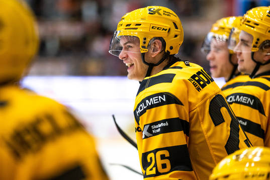 Skellefteås Simon Robertsson jublar