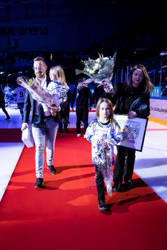 Mattias Ritola och dotter Ebba och fru Josefin och dotter