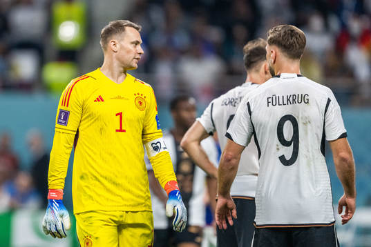 goalkeeper Manuel Neuer and Niclas Füllkrug of Germany