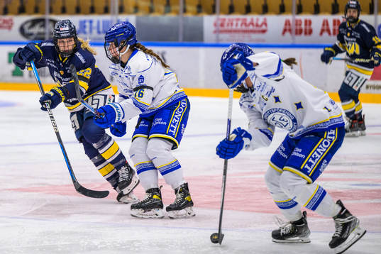 HV71s Suvi Käyhkö  och Leksands Matilda Af Bjur