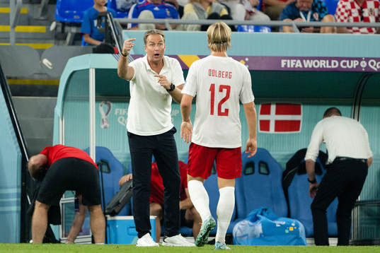 Head coach Kasper Hjulmand and Kasper Dolberg of Denmark