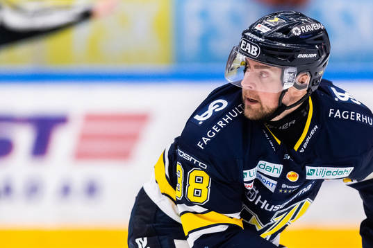 HV71s Nichlas Torp